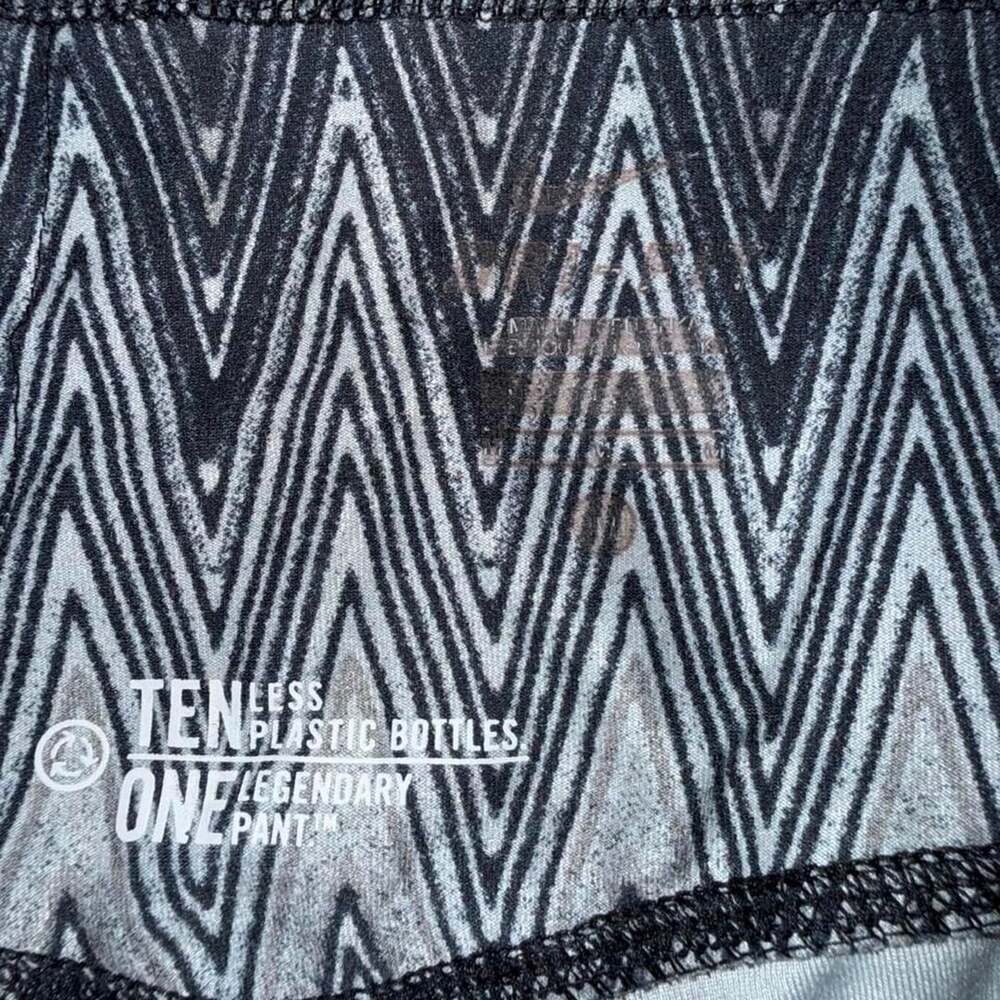 Nike Dri-FIT Epic Lux Leggings Medium Black Chevron Running Pants